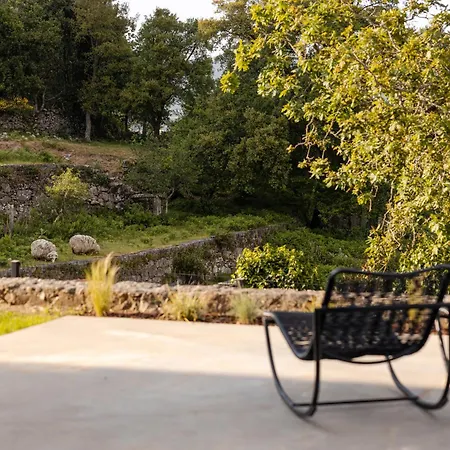 Just Like - Casal No Campo * Vila Praia de Âncora